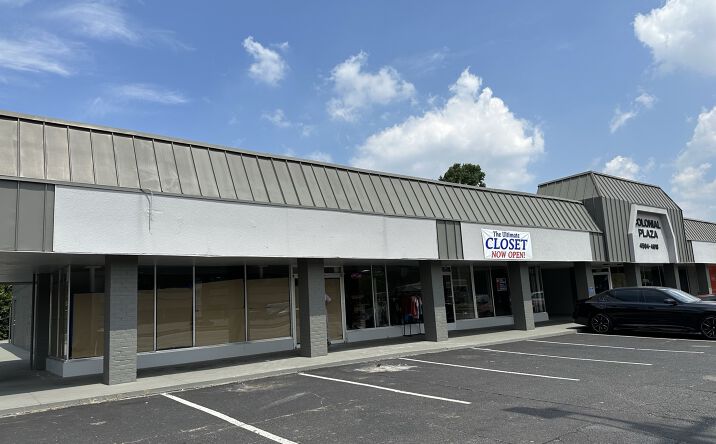 THE ULTIMATE CLOSET - 4602 Quince Rd, Memphis, Tennessee - Thrift