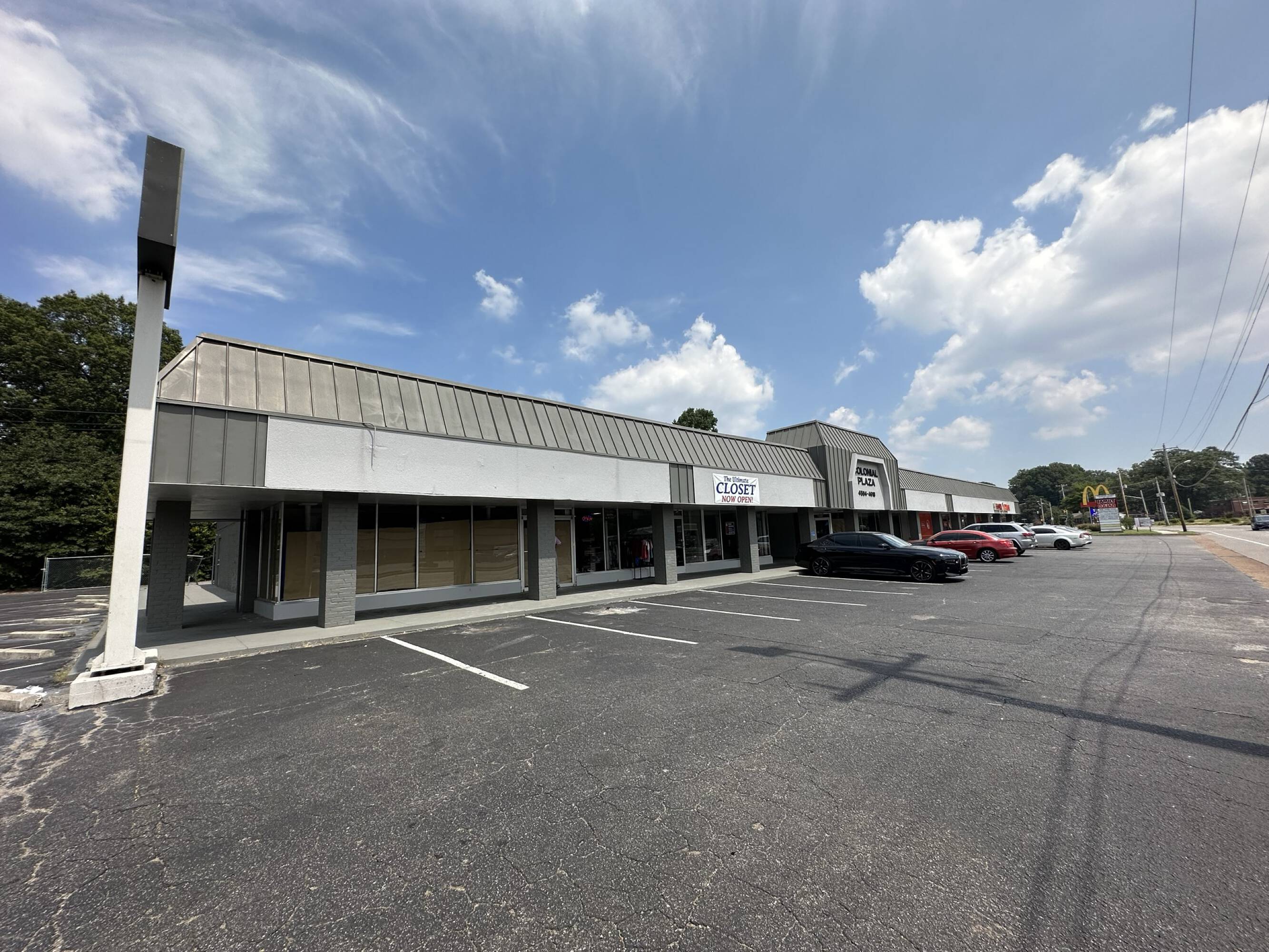 4606 Quince Rd, Memphis, TN 38117