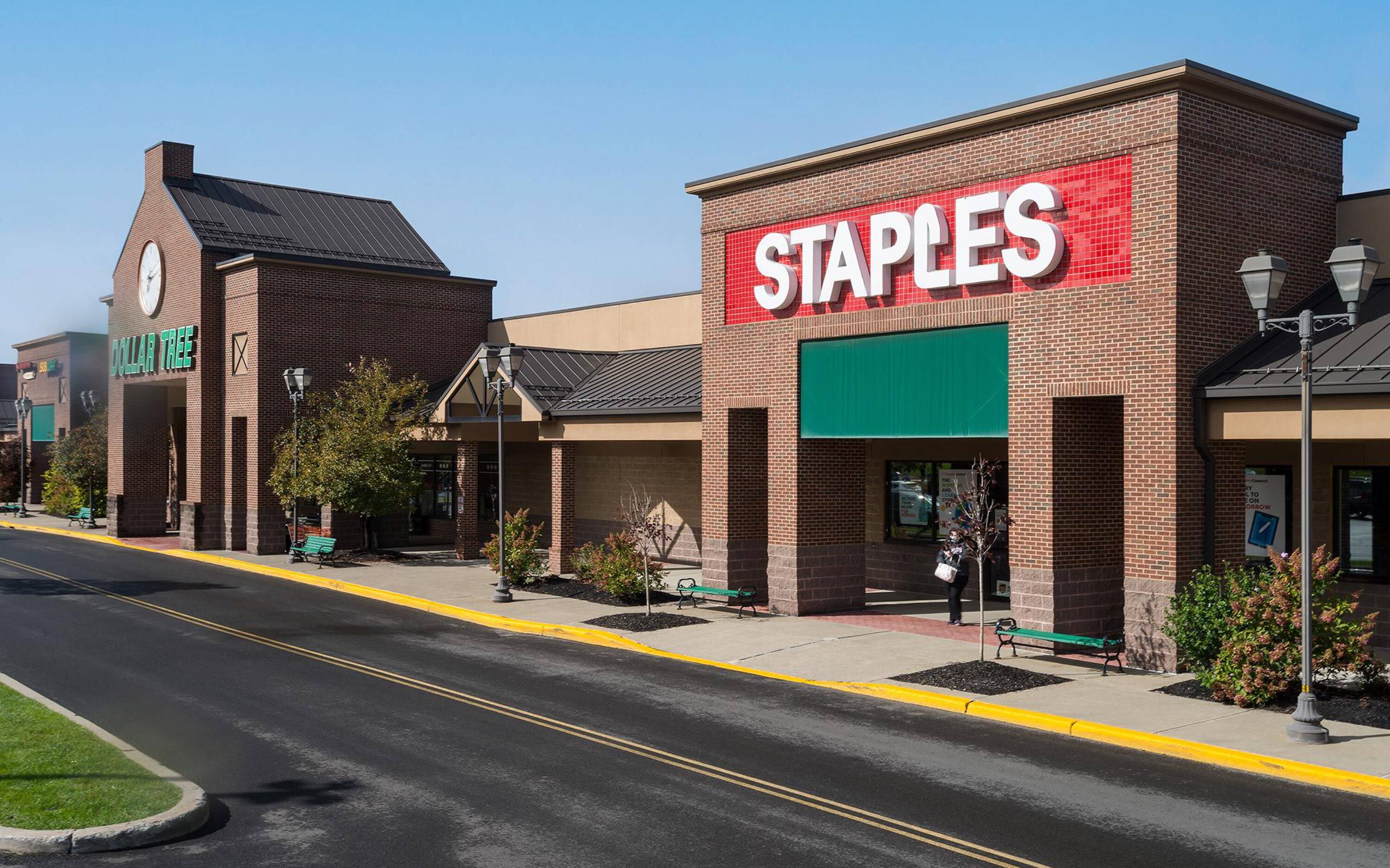 600 N Greenbush Rd, Rensselaer, NY 12144