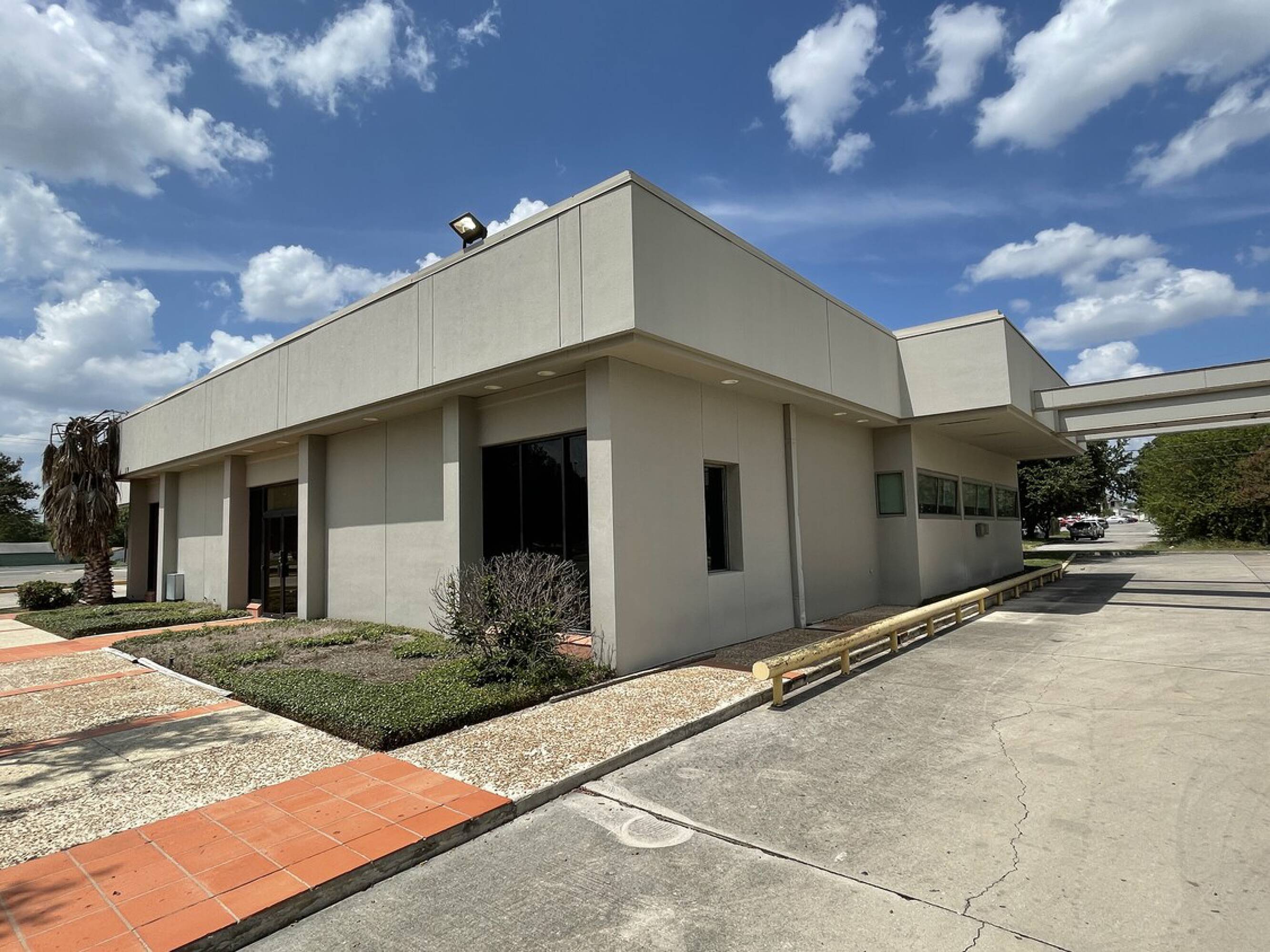 519 E Highland Blvd, San Antonio, TX 78210 | Crexi.com