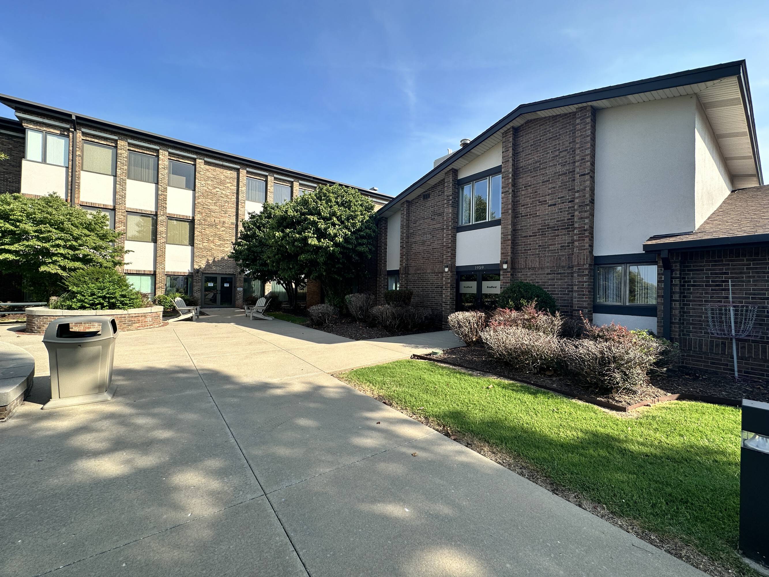 1959-e-kerr-st-springfield-mo-65803-crexi