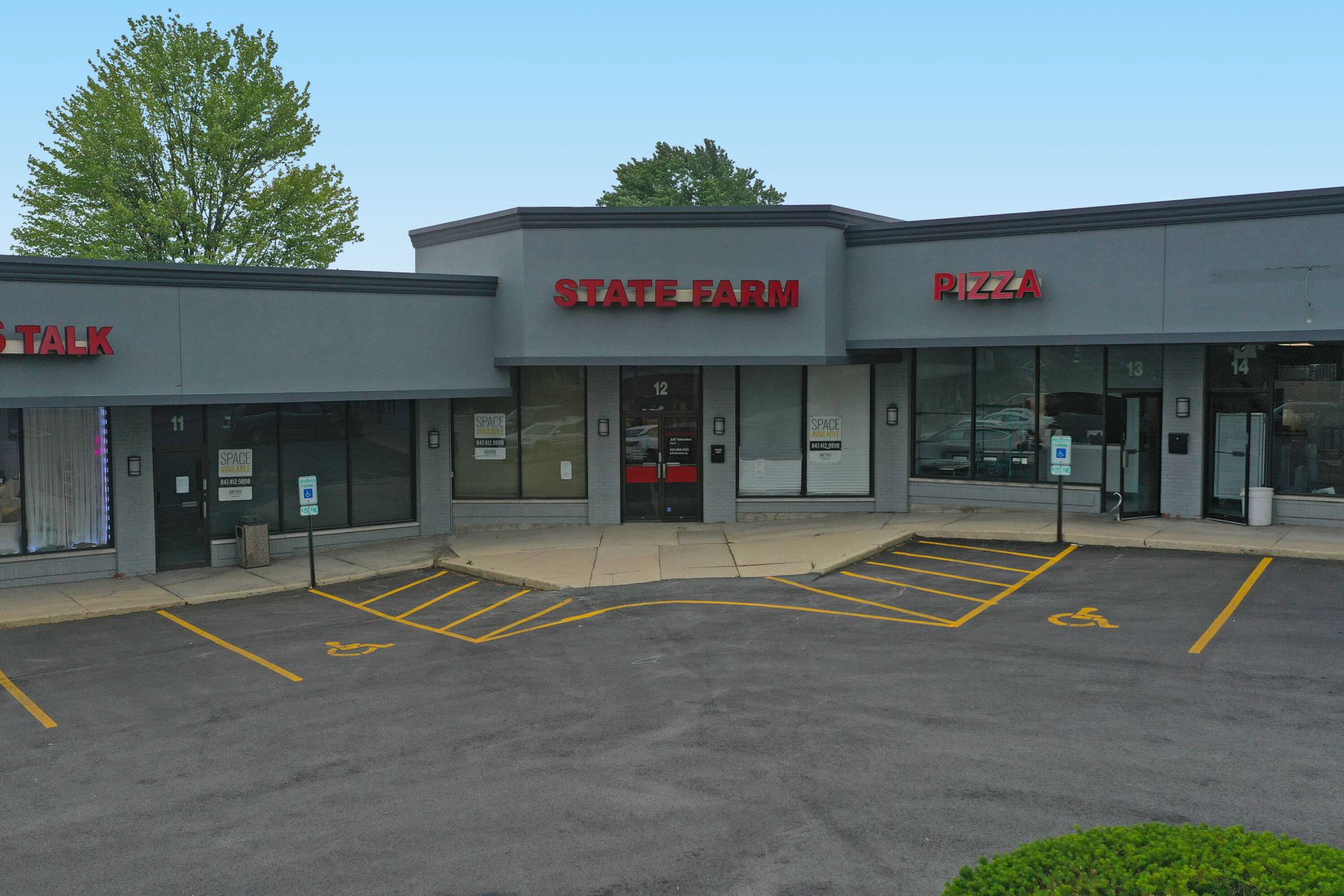 22w535 Butterfield Rd, Glen Ellyn, IL 60137