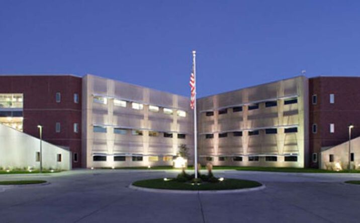 Pictures of Office property located at 6825 Pine Street, Omaha, NE 68106 for sales - image #1