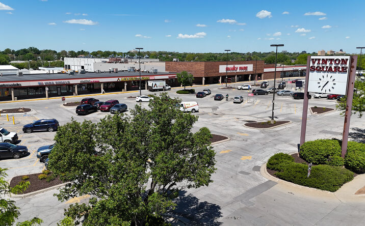 Pictures of Retail property located at 3002 South 24th Street, Omaha, NE 68108 for lease - image #1
