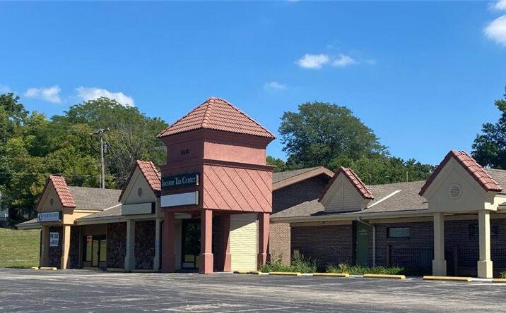 Pictures of Office, Retail property located at 5601 North Antioch Road, KCMO, MO 64119 for lease - image #1