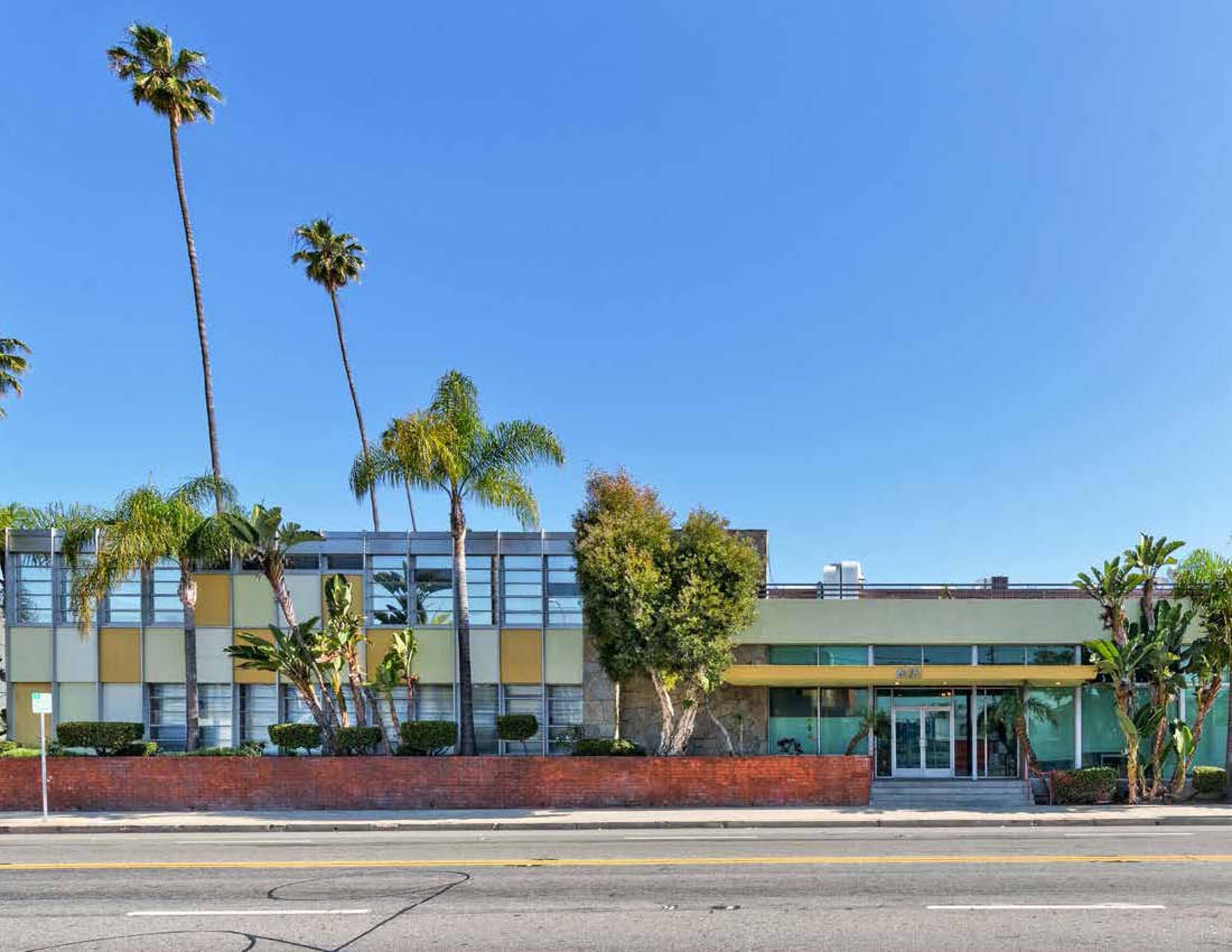 6121 Santa Monica Blvd, Los Angeles, Ca 90038 