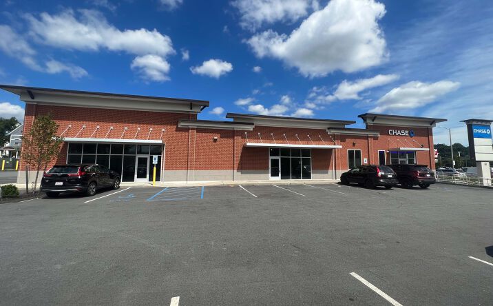 Pictures of Retail property located at 79-81 Gold Star Boulevard, Worcester, MA 01606 for lease - image #1