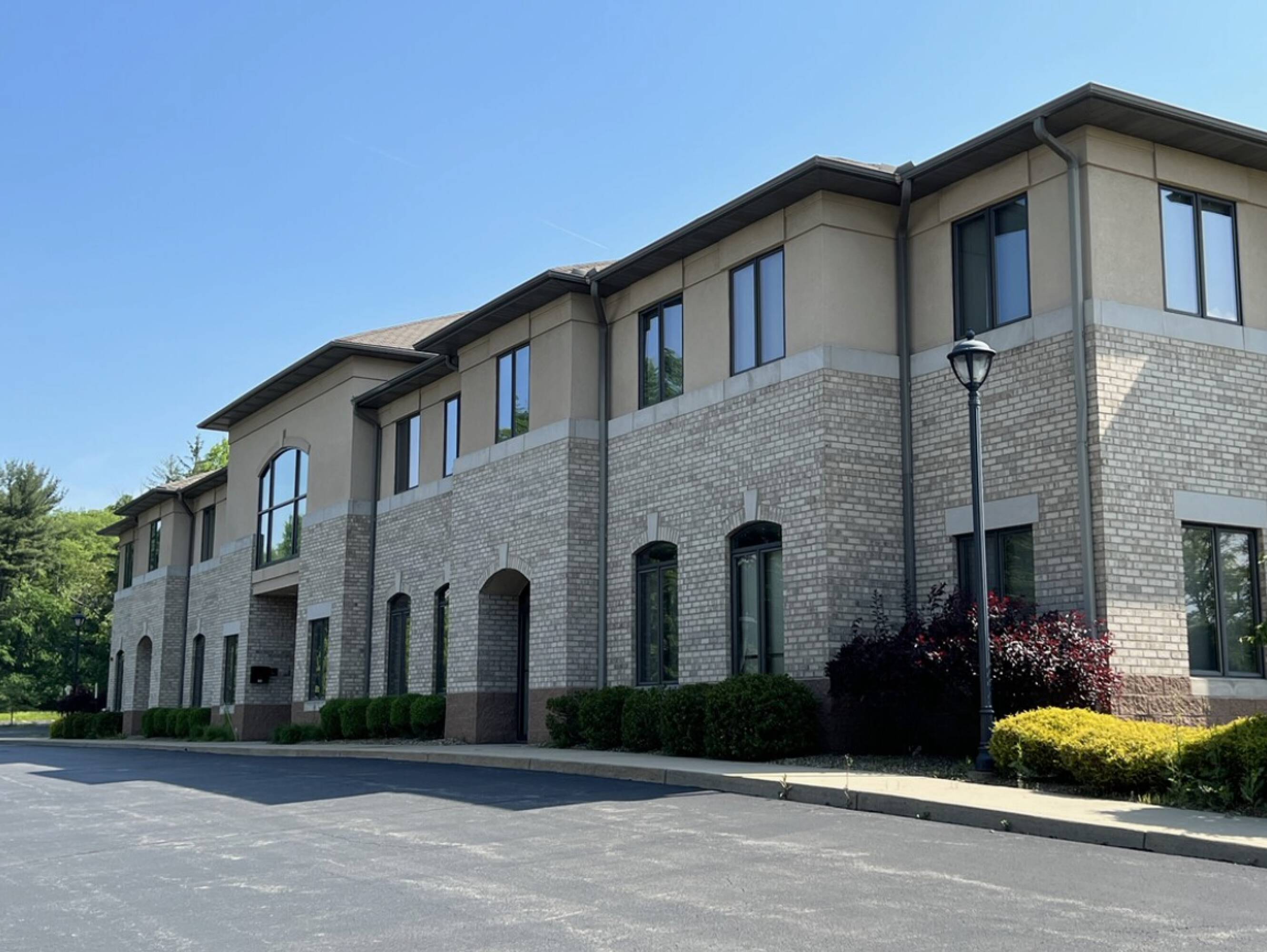 760 BoardmanCanfield Rd, Youngstown, OH 44512