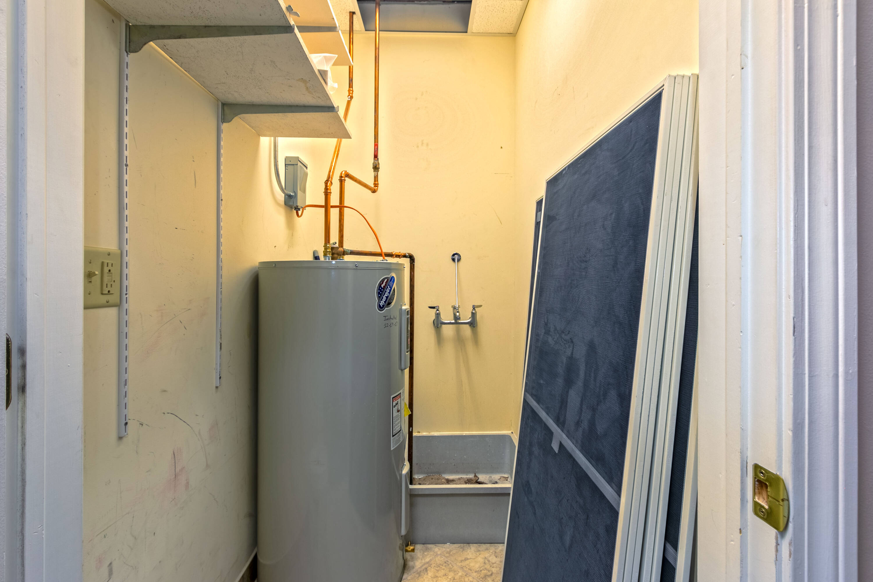 80 Stonington Rd, Stonington, CT 06355