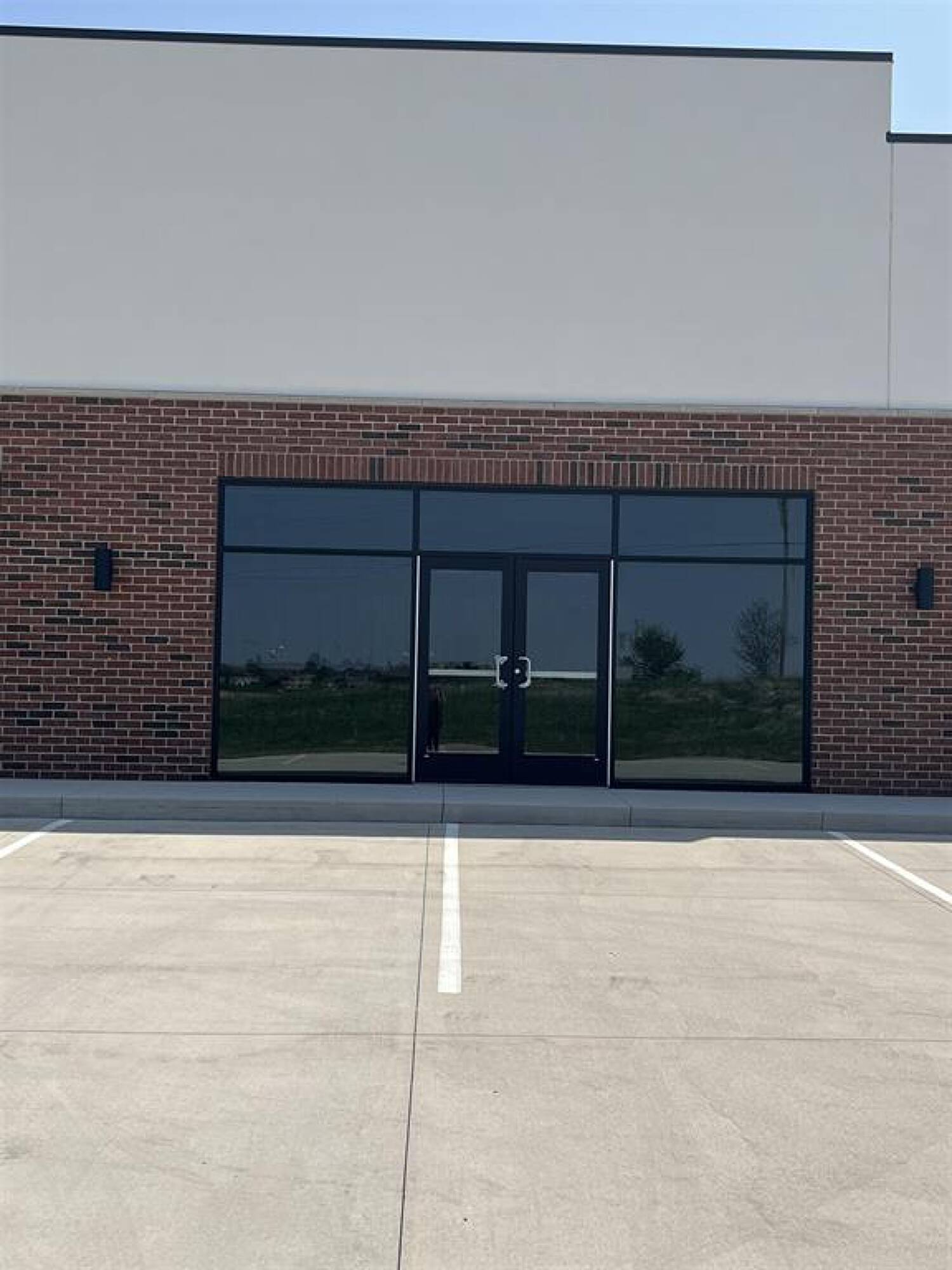 7462 Thunder Vly Dr, Peosta, IA 52068