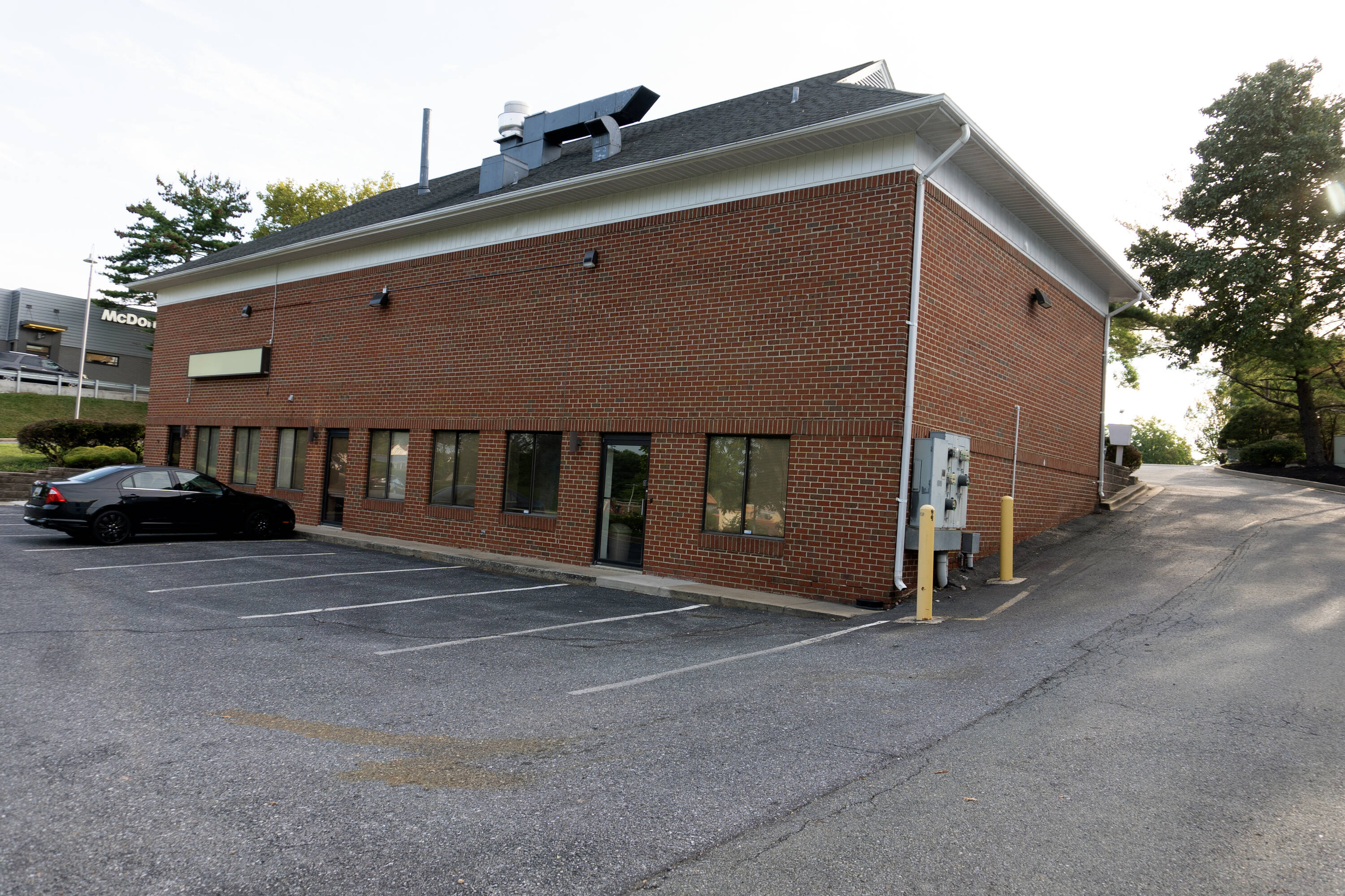 26437 Ridge Rd, Damascus, MD 20872