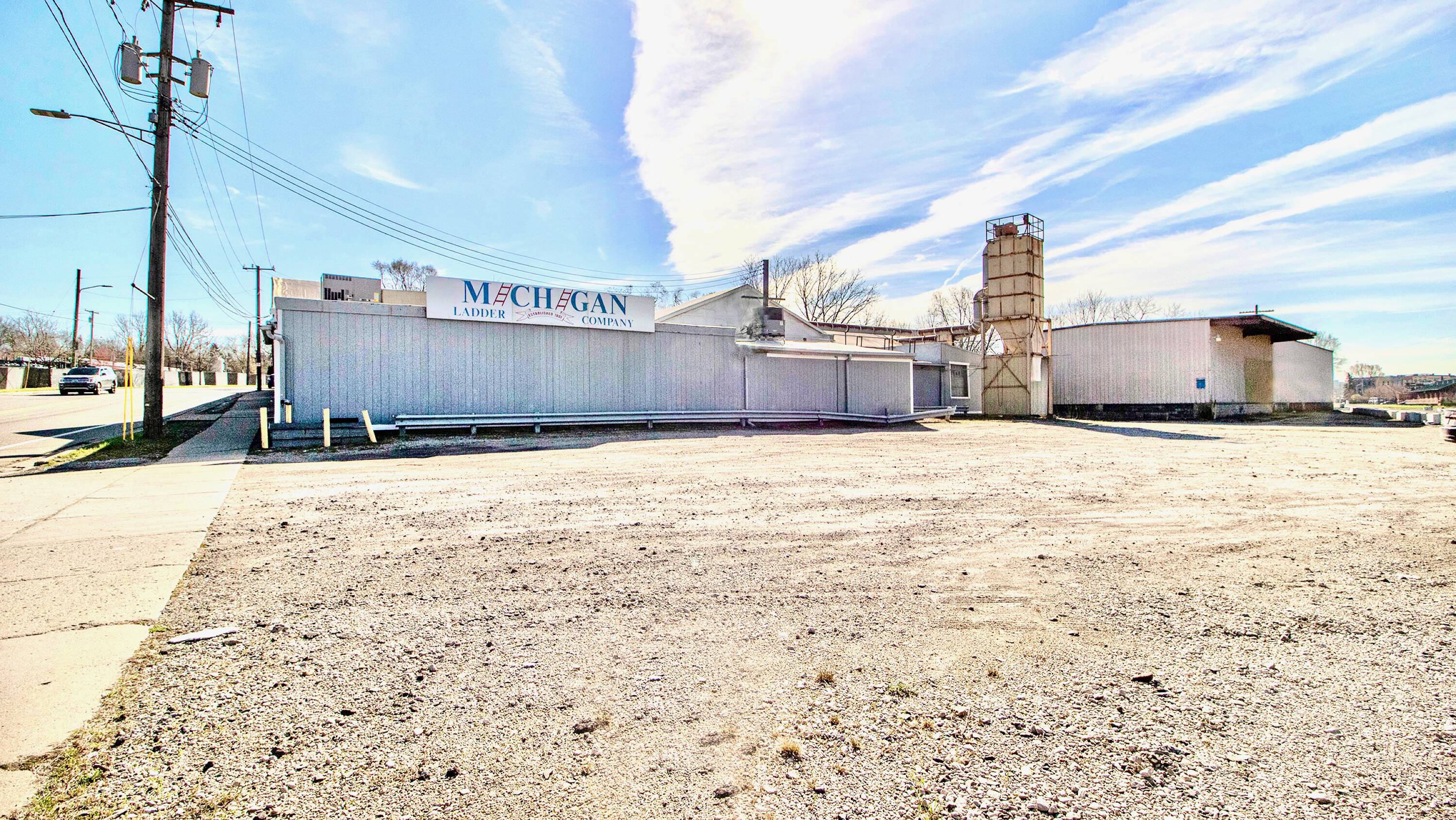 12 E Forest Ave, Ypsilanti, MI 48198