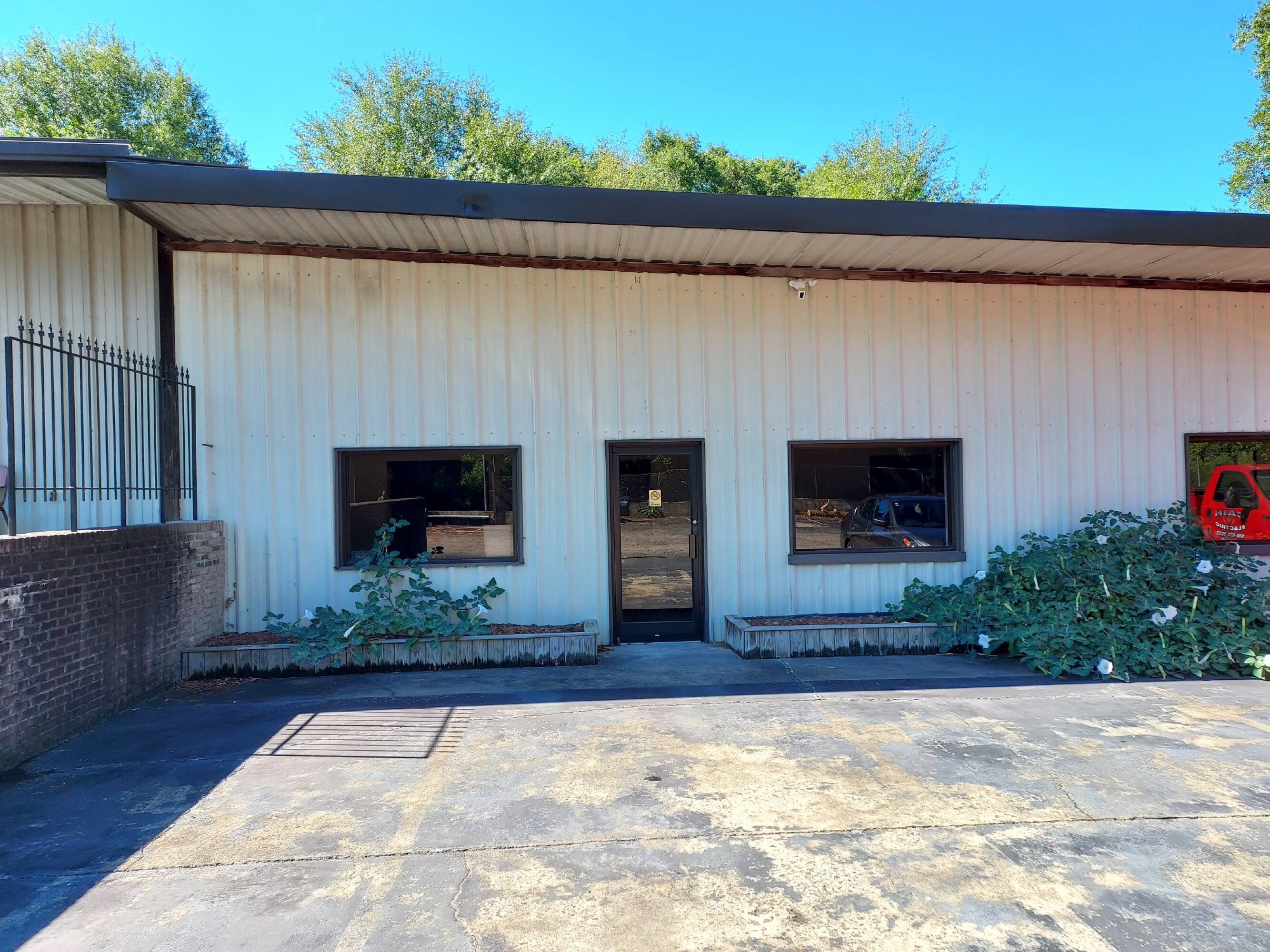 2801 Ramsey St, Fayetteville, NC 28301