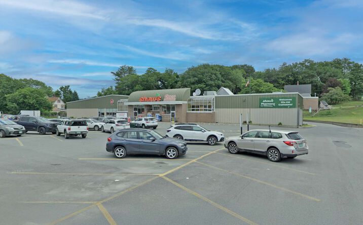 Pictures of Retail, Restaurant property located at 15 Forest St, Haverhill, NH 03785 for sales - image #1