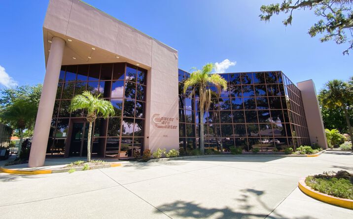 Pictures of Office property located at 401 Manatee Ave E, Bradenton, FL 34208 for lease - image #1