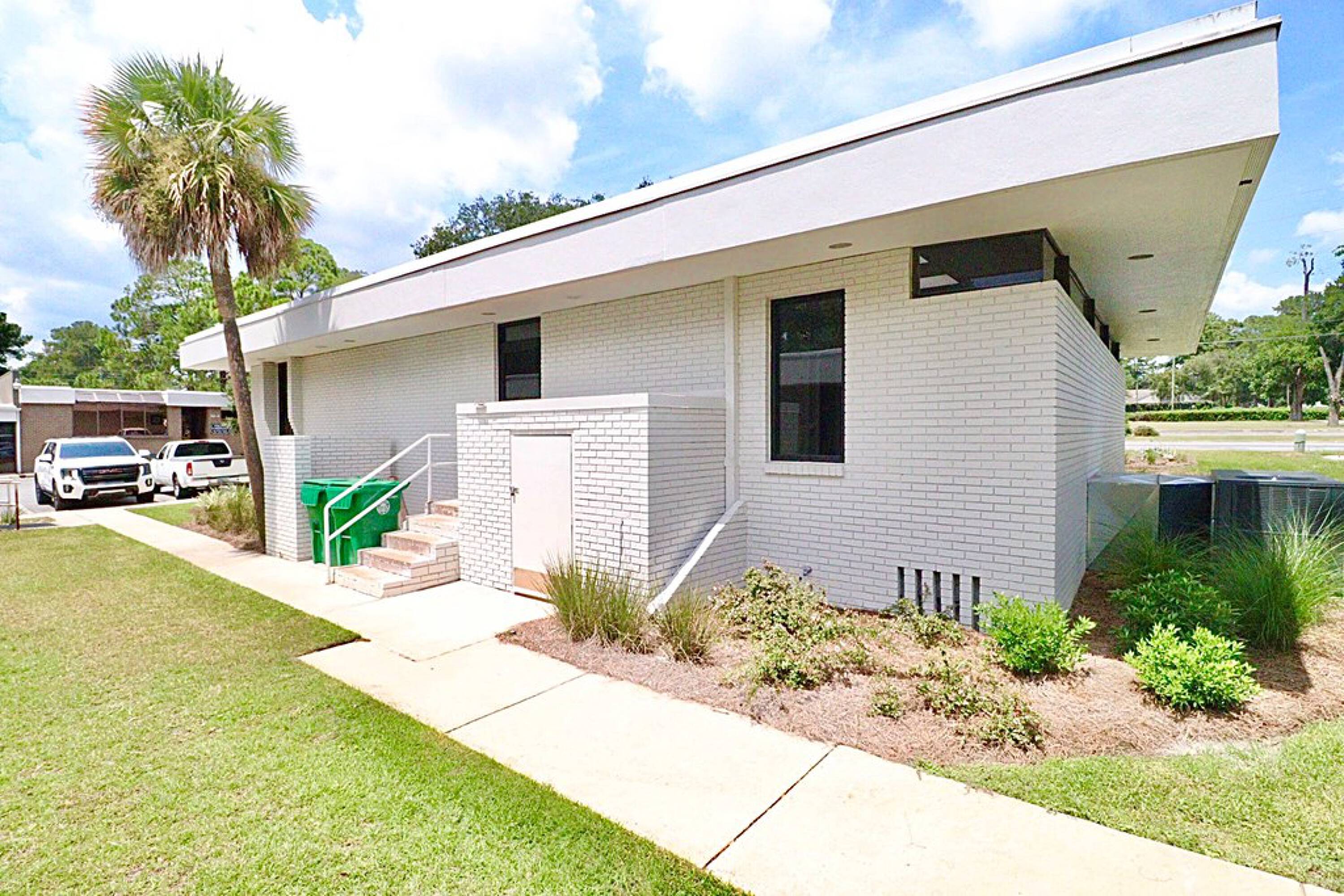 101 W Northside Dr, Valdosta, GA 31602