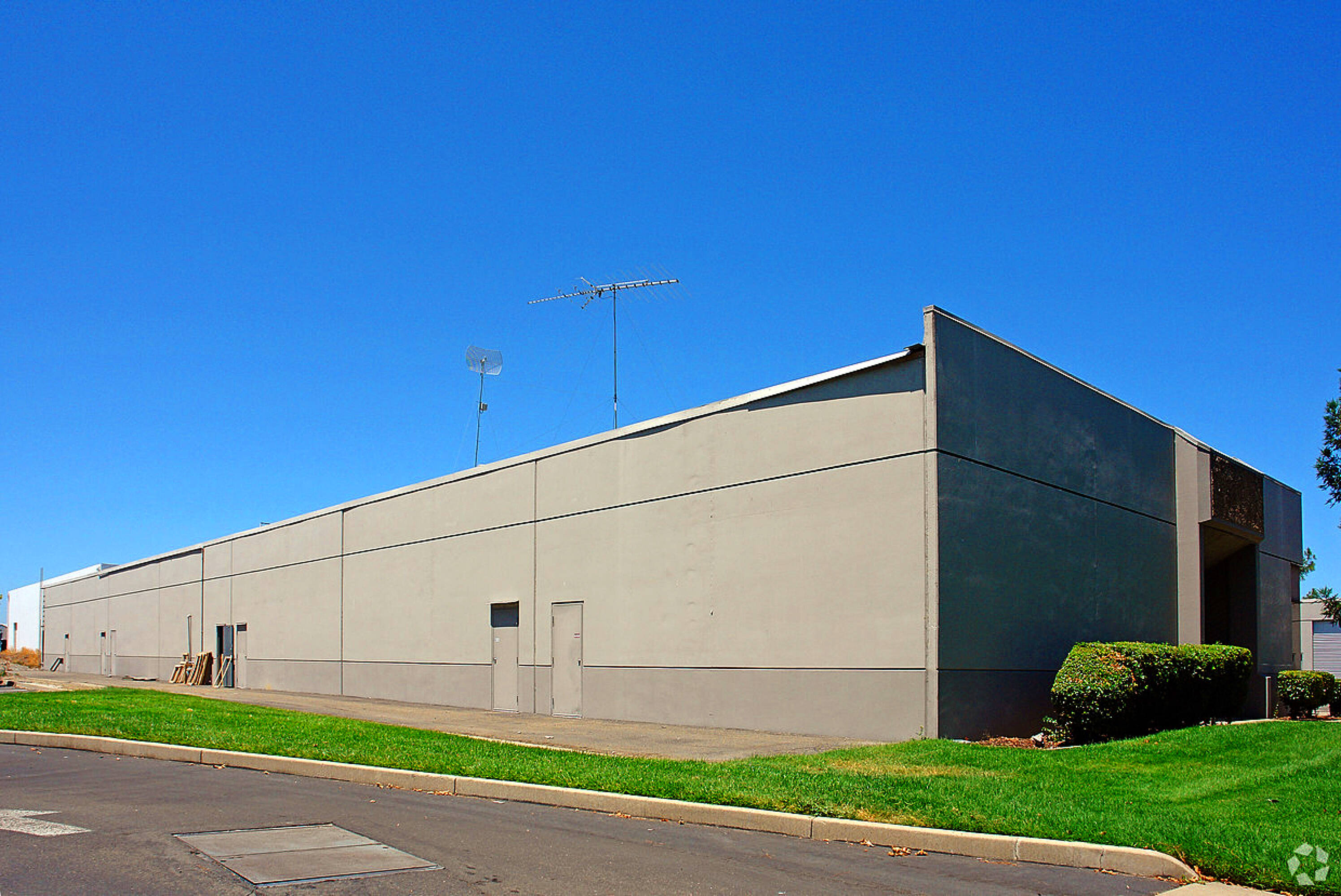 1988 Enterprise Blvd, West Sacramento, CA 95691