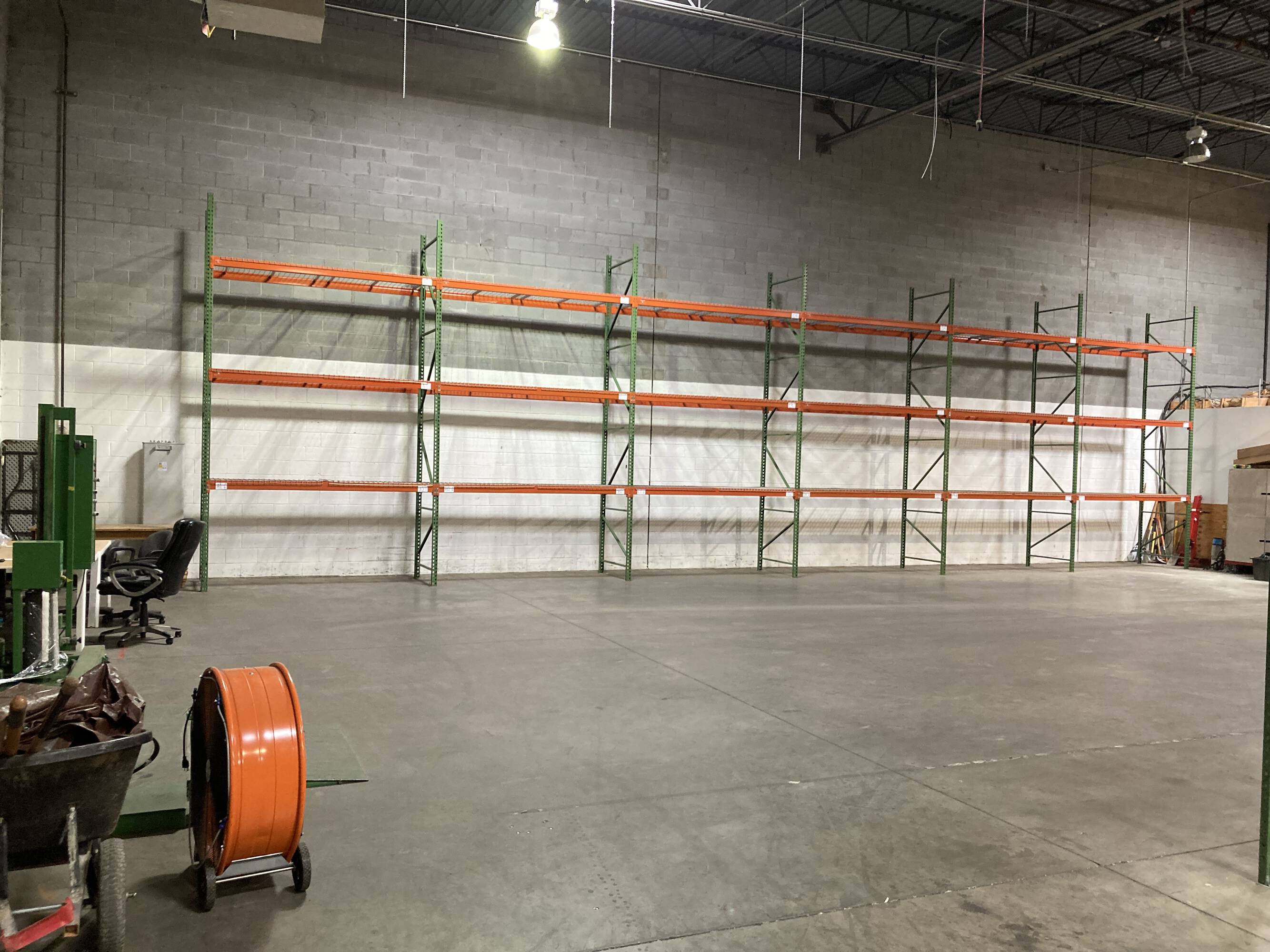 1445 Londonderry Dr, Woodstock, GA 30188