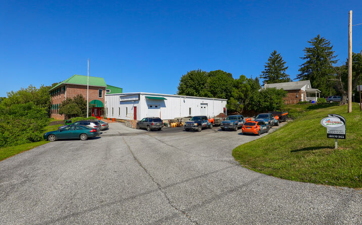 Pictures of Industrial property located at 280 N Park St, Dallastown, PA 17313 for lease - image #1