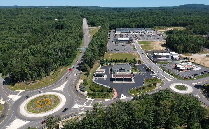 Pictures of Retail property located at 6-20 Merchants Way Concord, NH, Concord, NH 03301 for lease - image #1