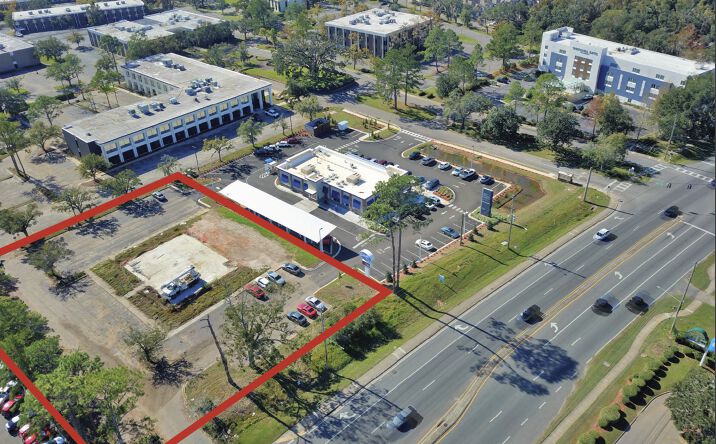 Pictures of Retail, Land, Restaurant property located at 1311 Executive Center Dr, Tallahassee, FL 32301 for lease - image #1
