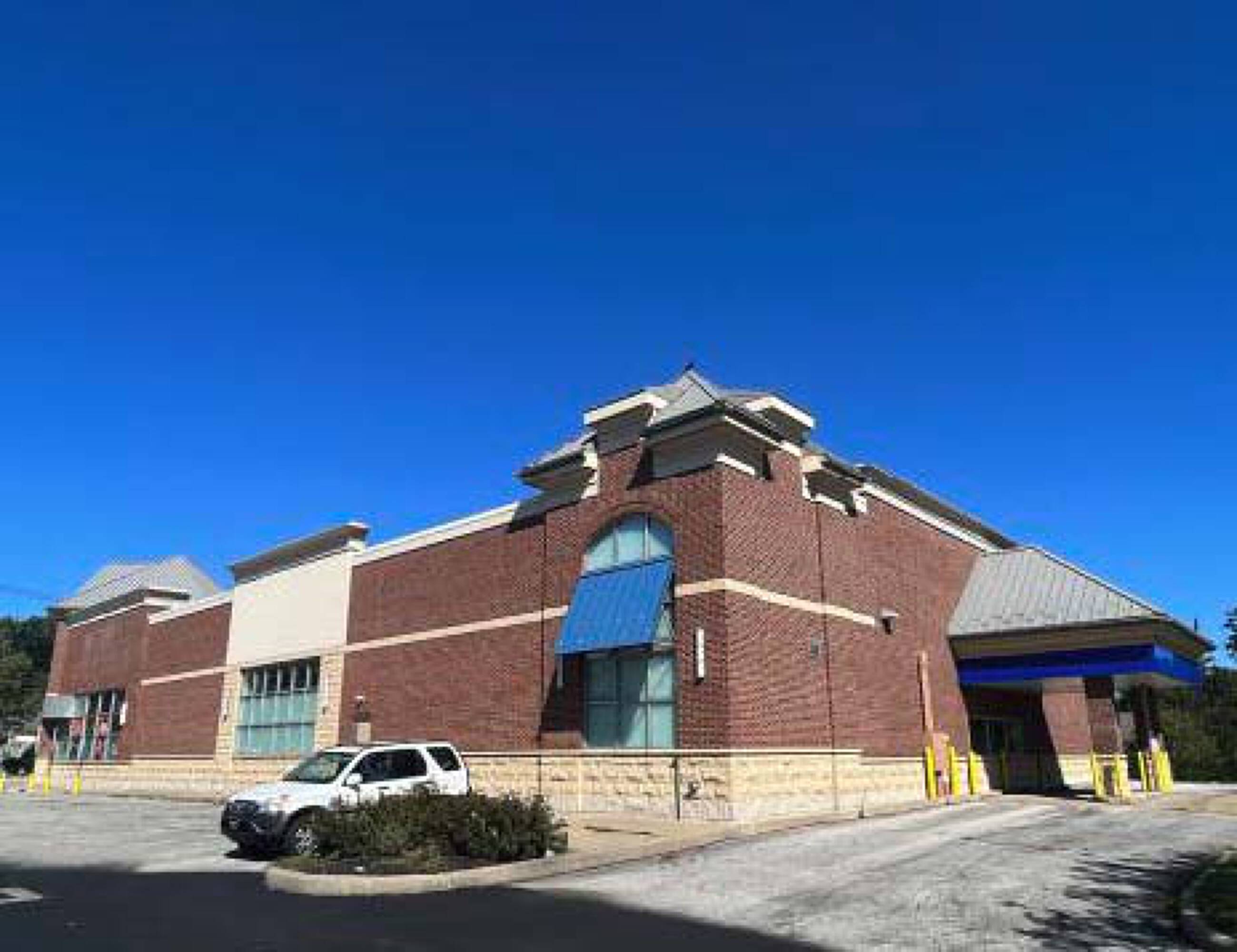 Xhbweatlas Cinemas Eastgate 10 Som Center Road Mayfield Heights Oh 73 - 1jhtm7g