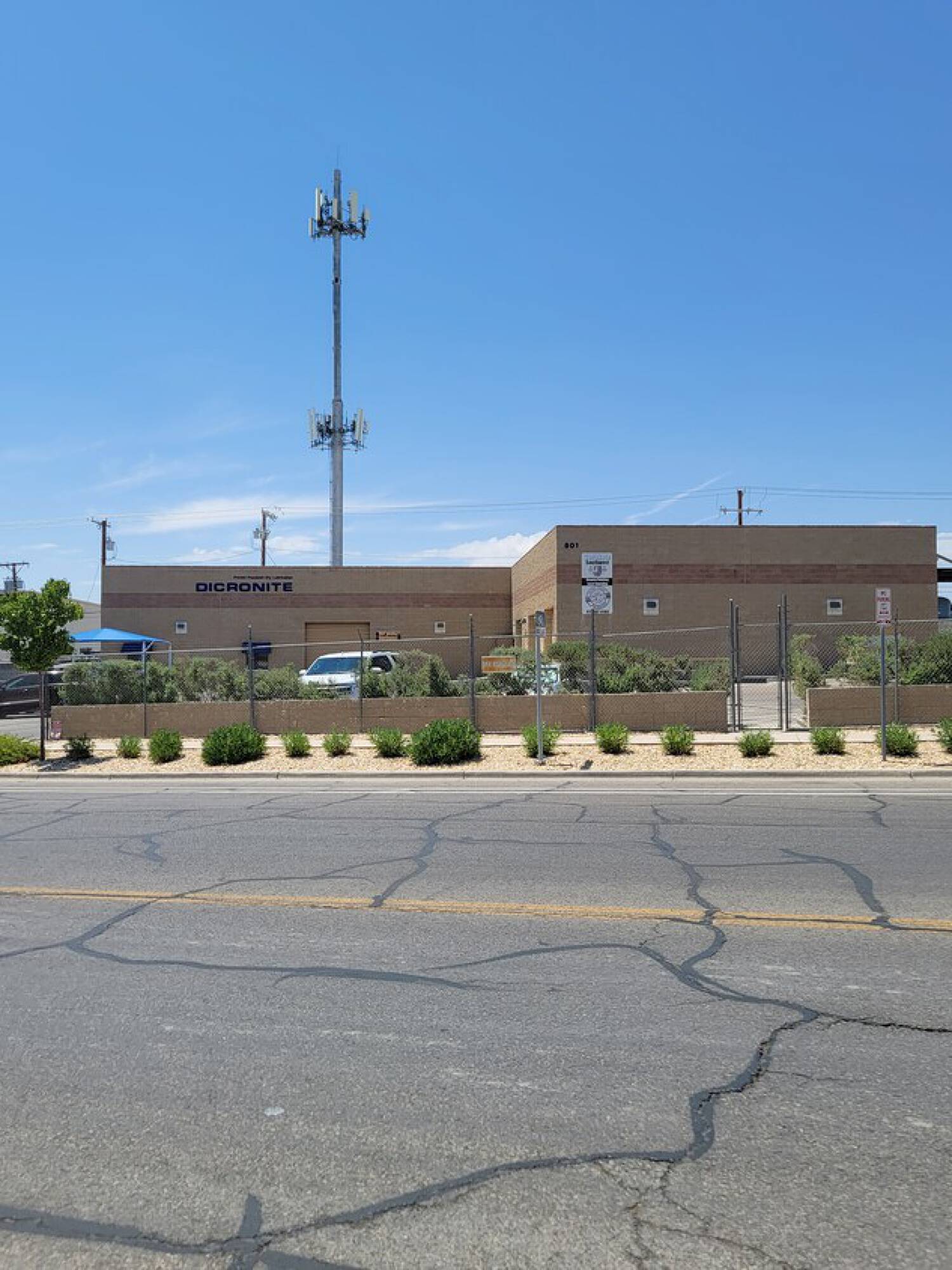 801 Pendale Rd, El Paso, TX 79907