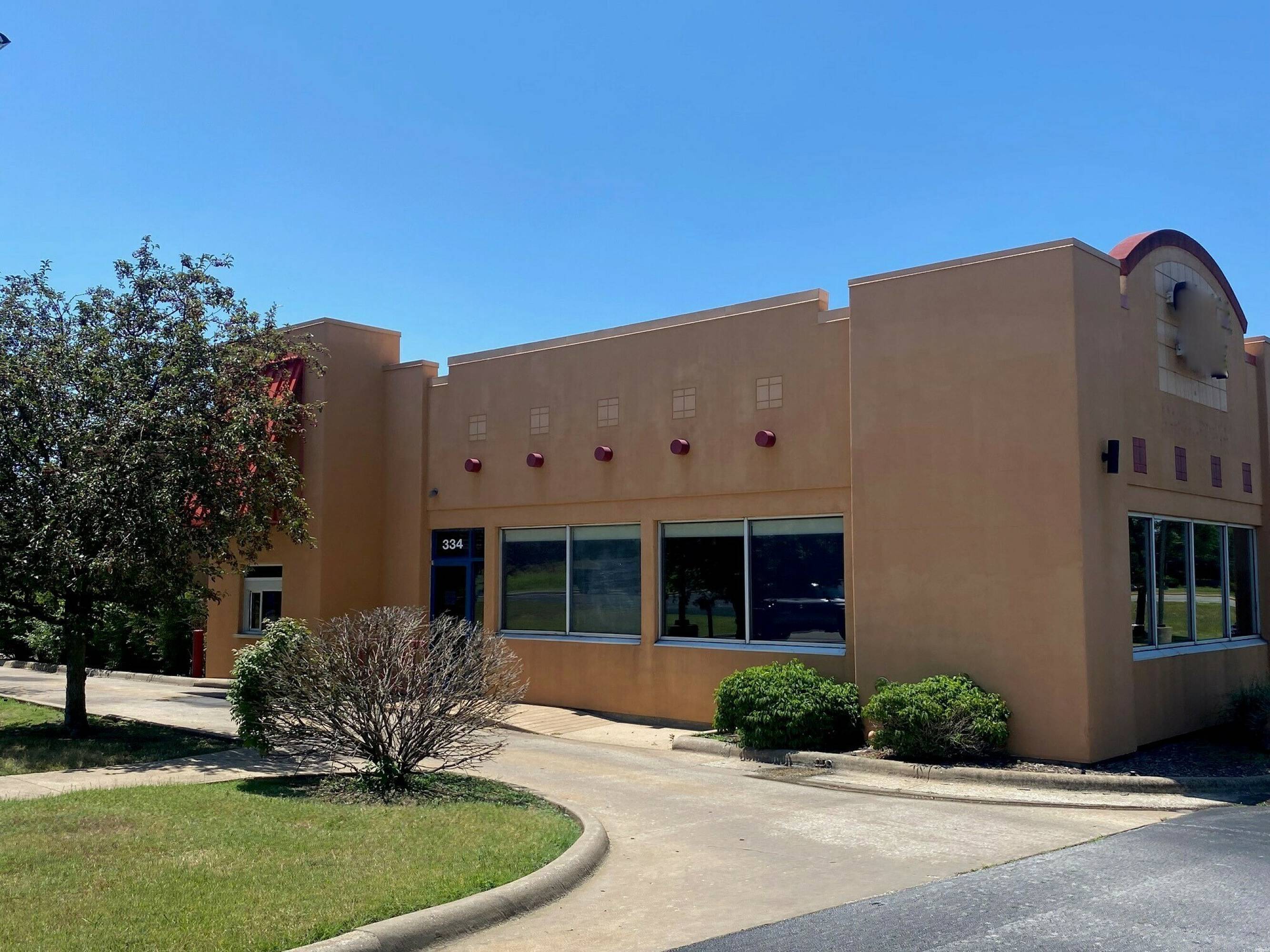 334 North West Bypass, Springfield, MO 65802