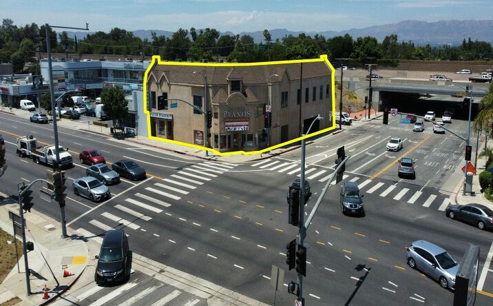 Pictures of Office property located at 19301 Ventura Blvd, Tarzana, CA 91356 for lease - image #1