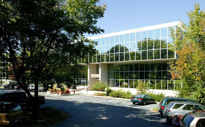 Pictures of Office property located at 13400 Bishops Ln, Brookfield, WI 53005 for lease - image #1