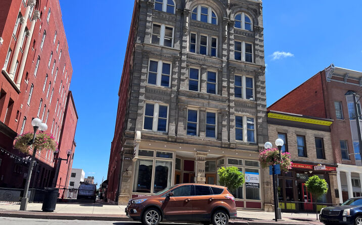 Pictures of Office property located at 326 S High St, Columbus, OH 43215 for lease - image #1