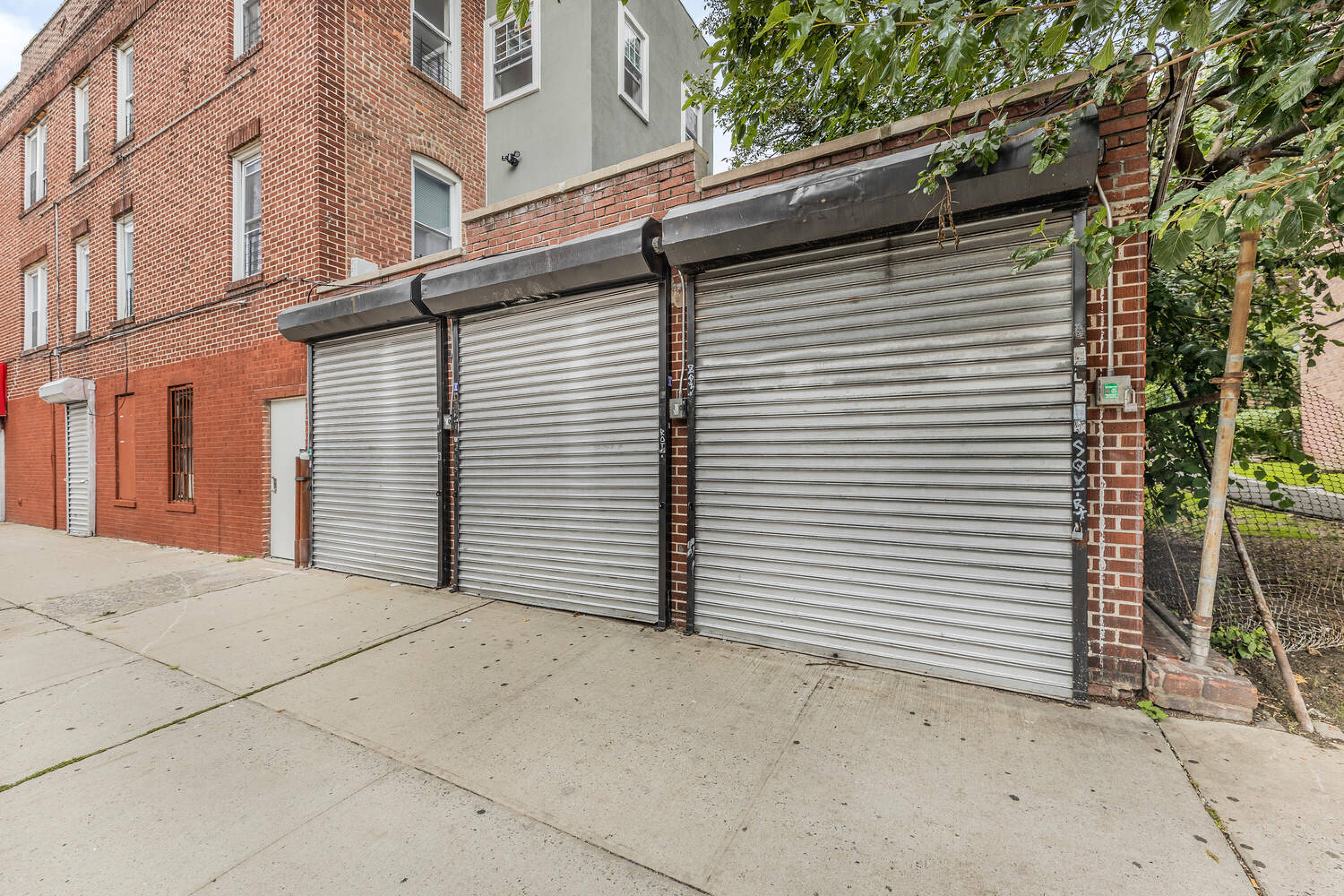 1406 White Plains Rd, The Bronx, NY 10462