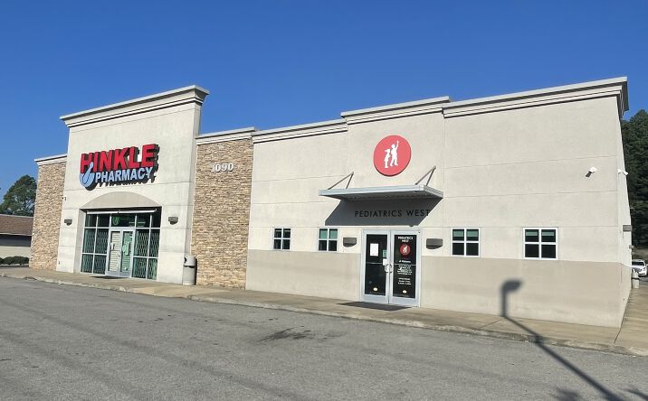 Pictures of Office property located at 1090 9th Ave SW, Bessemer, AL 35022 for lease - image #1