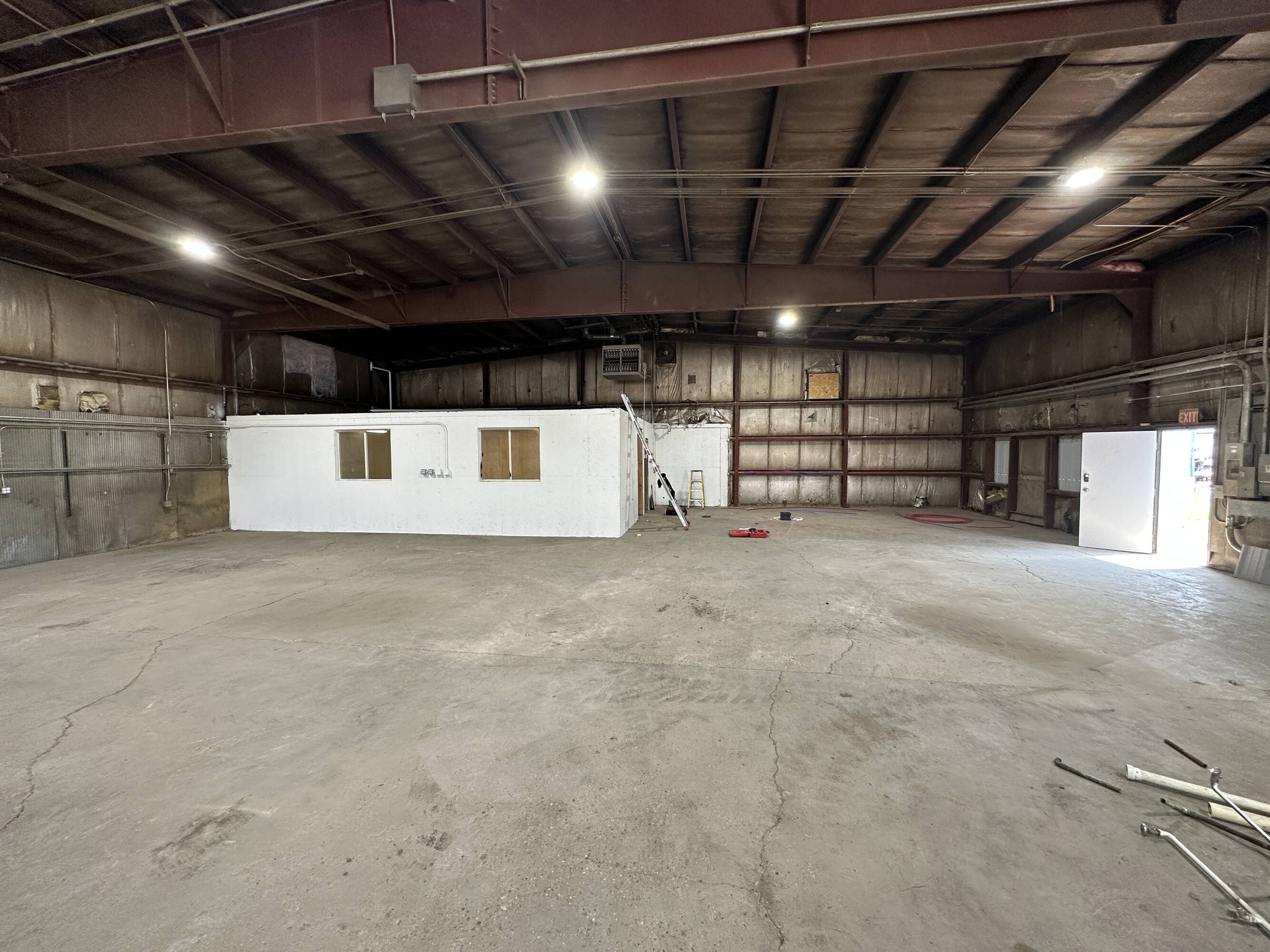 320 8th St W, West Fargo, ND 58078