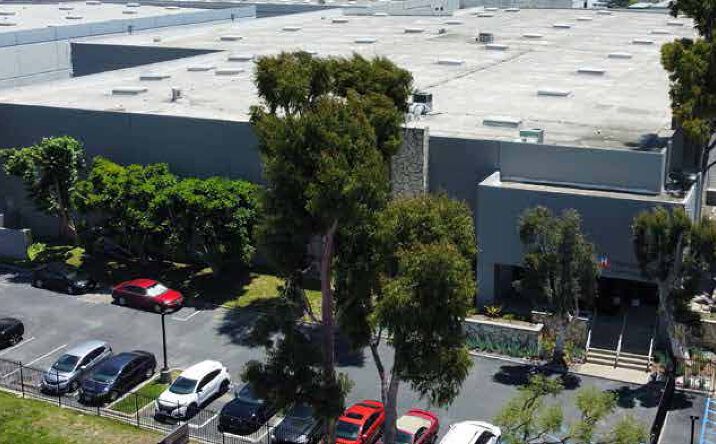 Pictures of Industrial property located at 860 Sandhill Ave, Carson, CA 90746 for lease - image #1