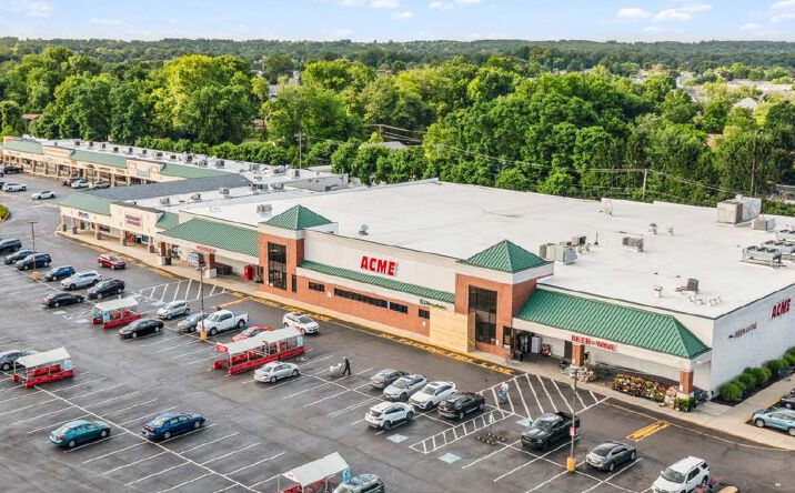 Pictures of Retail property located at 2363 Pasqualone Blvd, Bensalem, PA 19020 for lease - image #1