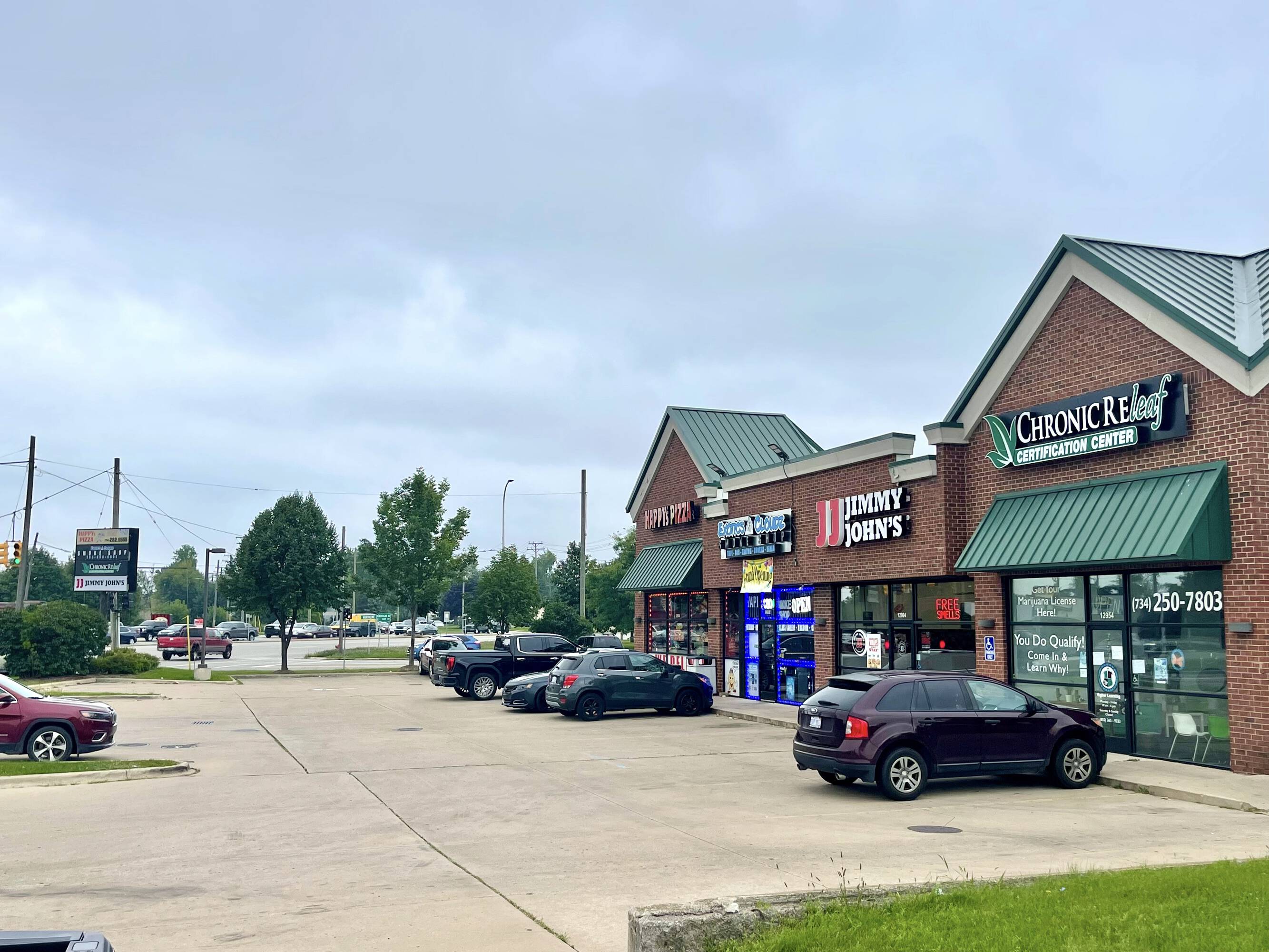 12954 Dix Toledo Rd, Southgate, MI 48195