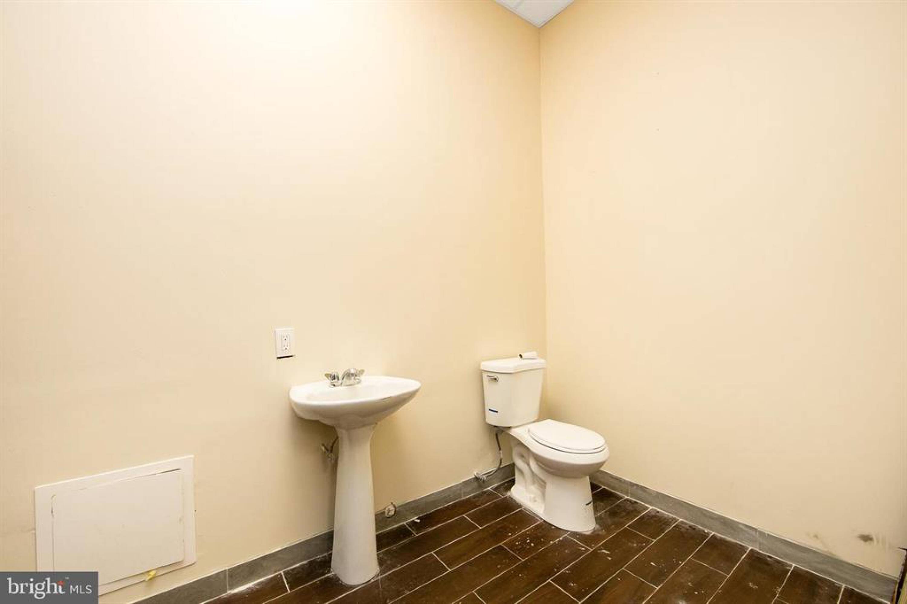 307 State St, Camden, NJ 08102