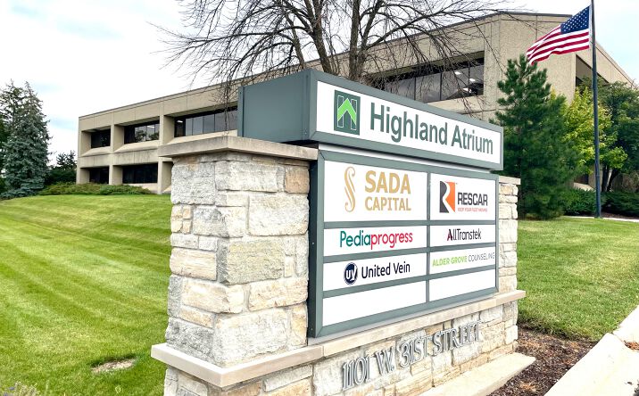 Pictures of Office property located at 1101 31st St, Downers Grove, IL 60515 for lease - image #1