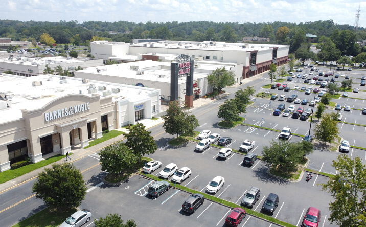 Pictures of Retail property located at 2415 N Monroe St, Tallahassee, FL 32303 for lease - image #1