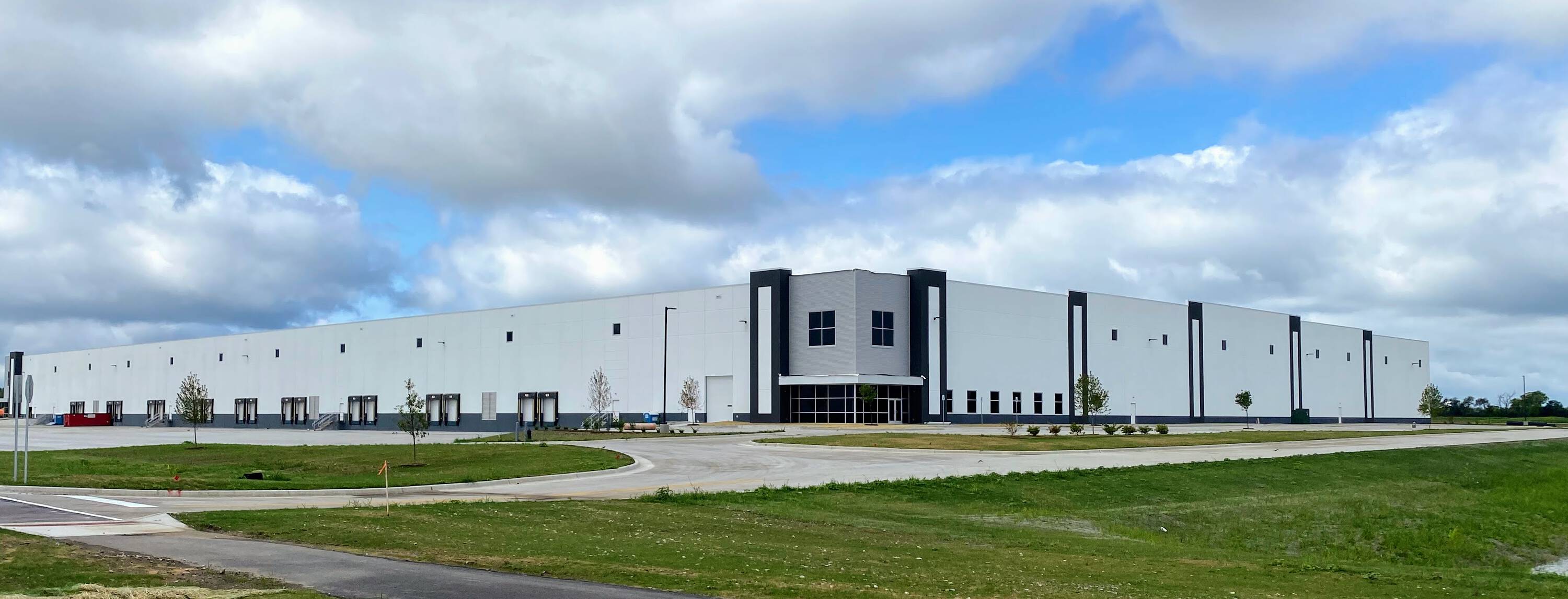 5888 Graham Rd, Whiteland, IN 46184