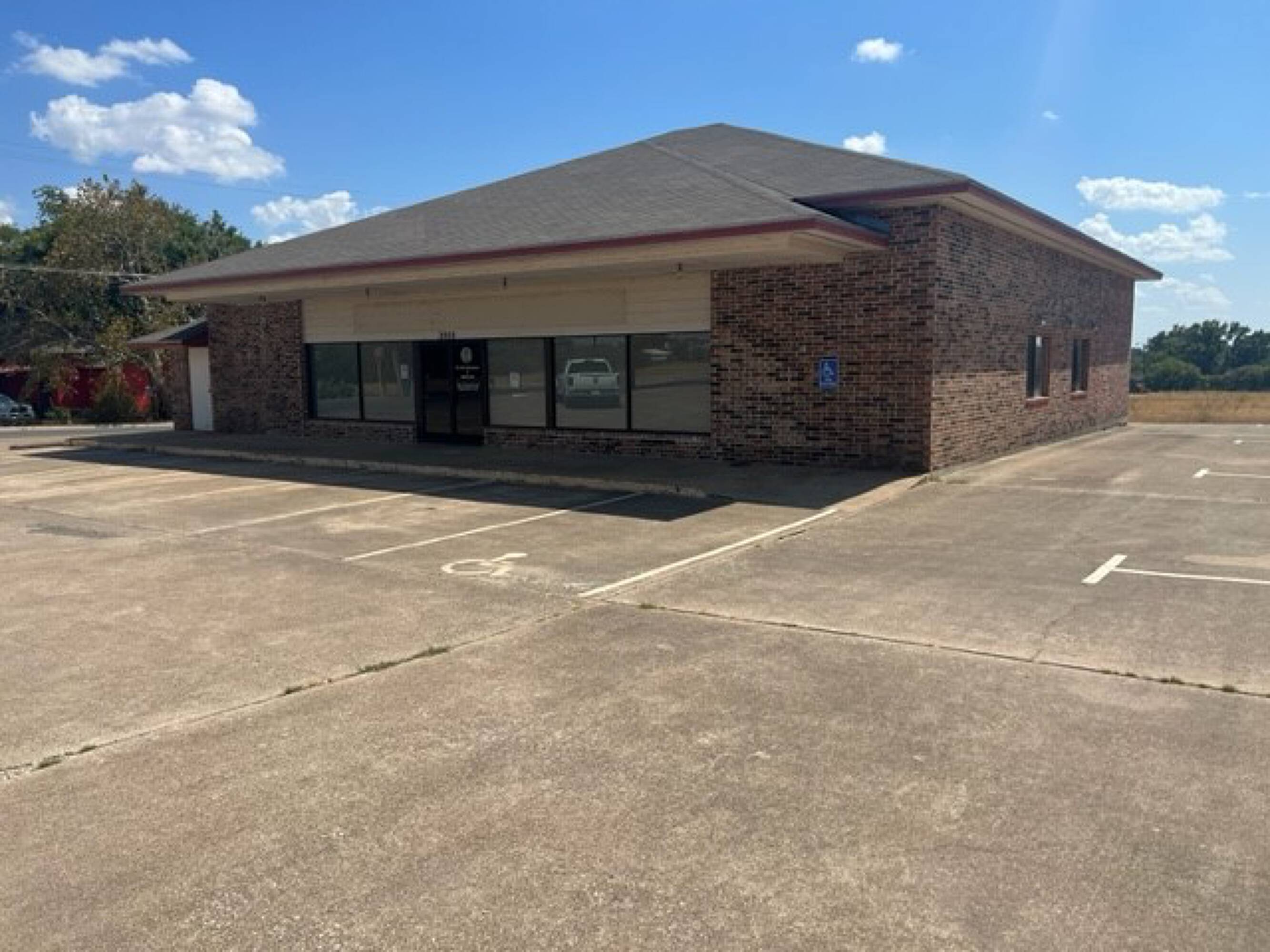 2905 W Adams Ave, Temple, TX 76504 | Crexi.com