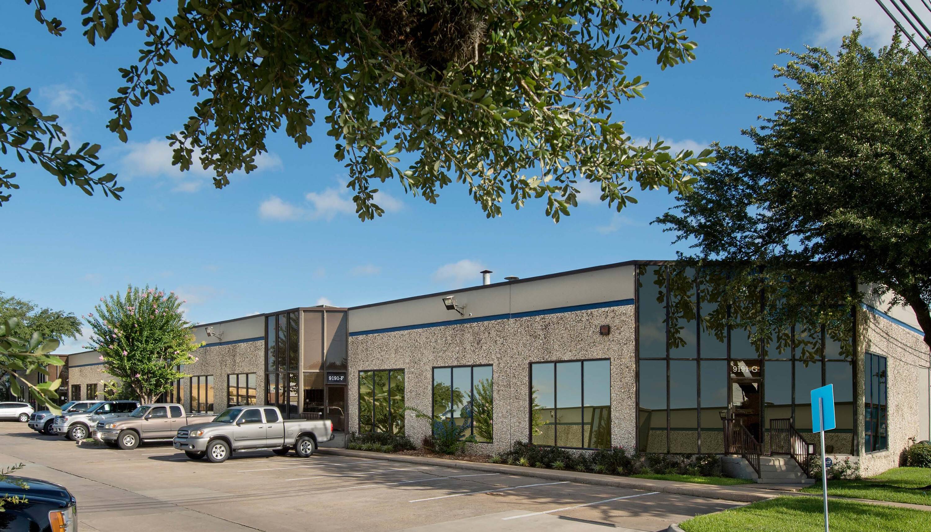 Client Renews Early to Expand and Upgrade Space at Discounted Rate