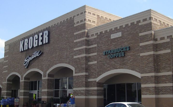 Pictures of Retail property located at 1400 MacArthur Drive, Alexandria, LA 71301 for lease - image #1