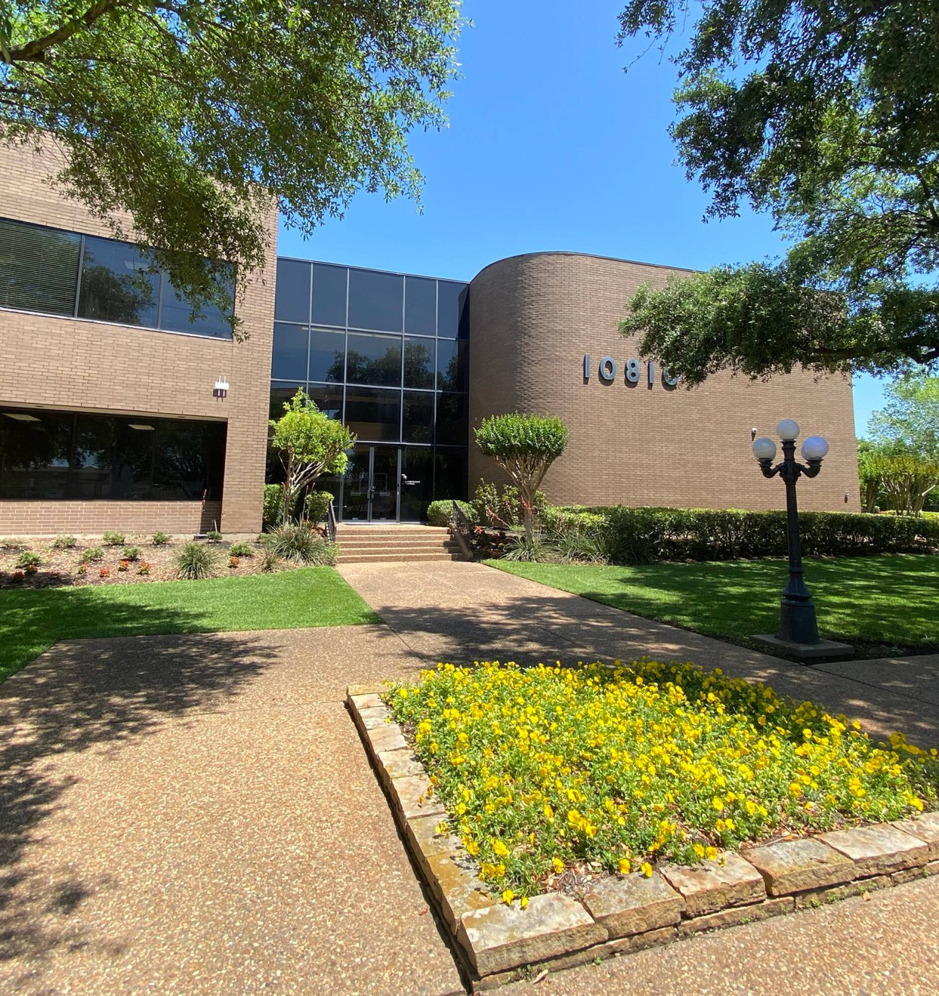 10810 katy fwy houston tx 77043 crexi