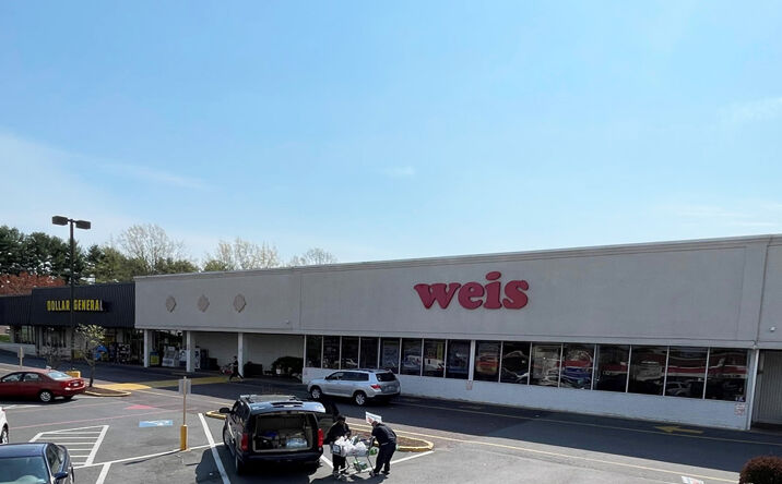 Pictures of Retail property located at 505 Meadowbrook Shopping Center, Culpeper, VA 22701 for lease - image #1