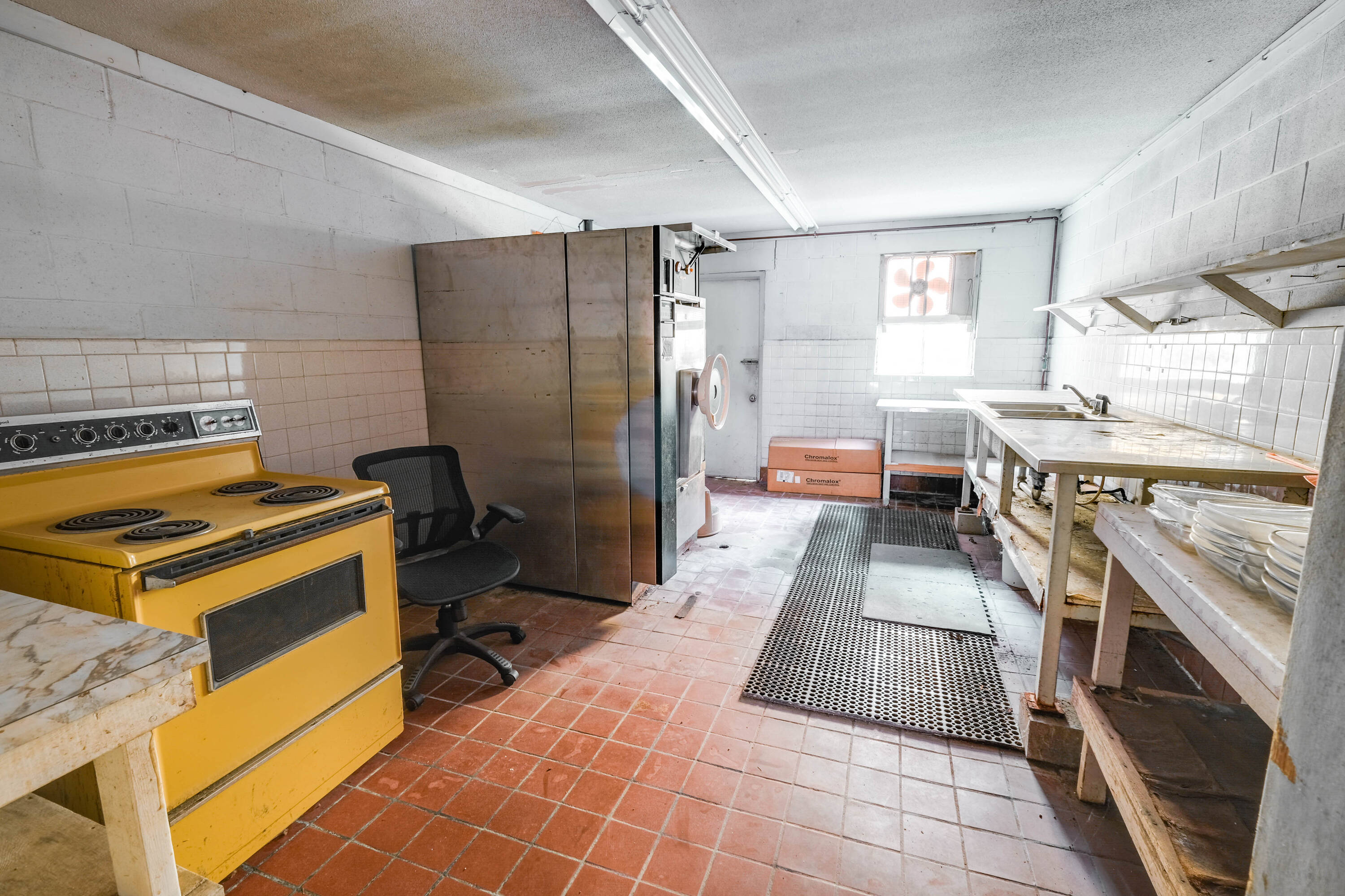 86 Valley Rd, Southampton, MA 01073