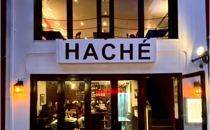 Pictures of Restaurant, Retail property located at 300 E 52nd St, New York, NY 10022 for lease - image #1