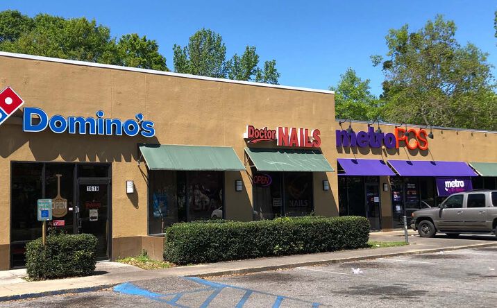 Pictures of Retail property located at 1616 Government St, Mobile, AL 36604 for lease - image #1