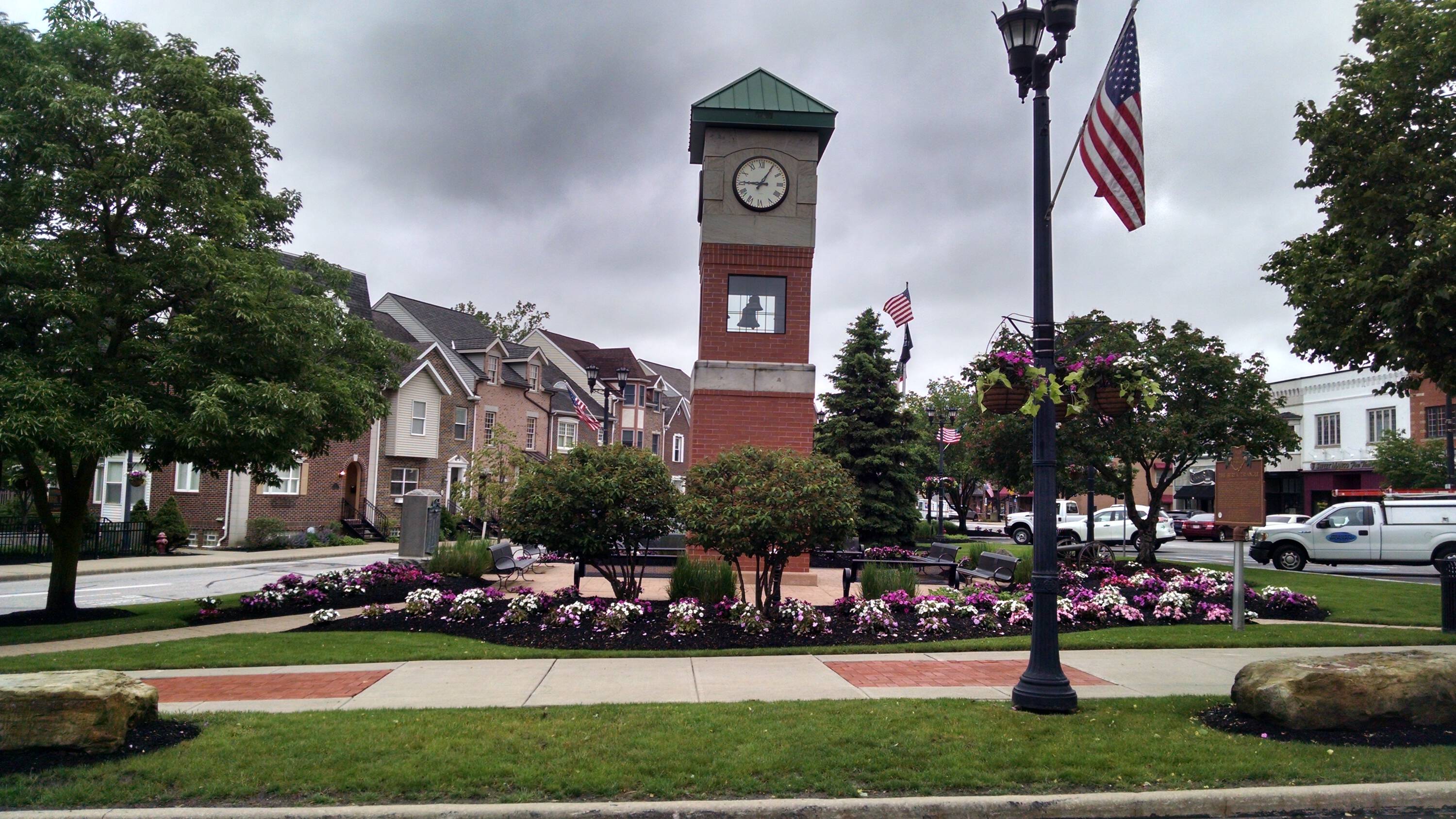 46 Front St, Berea, OH 44017